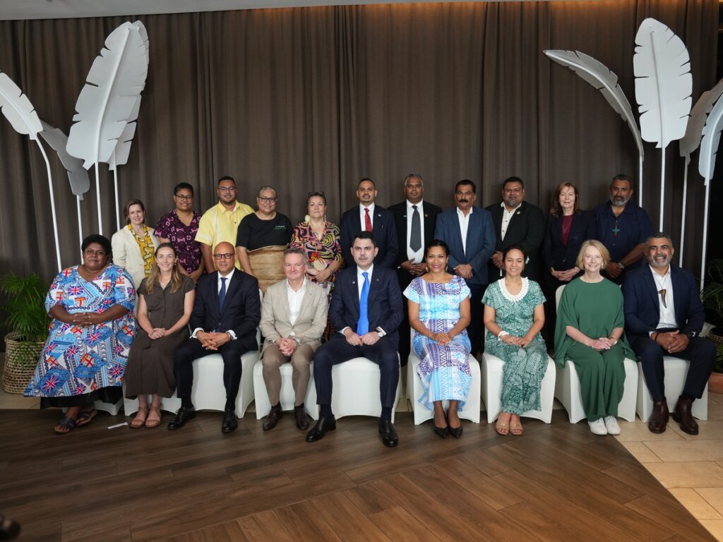 bakan-kurum-fijide-cop31-eylem-gundemini-10-tema-ve-6-hedefle-paylasti-WlApU6Ia
